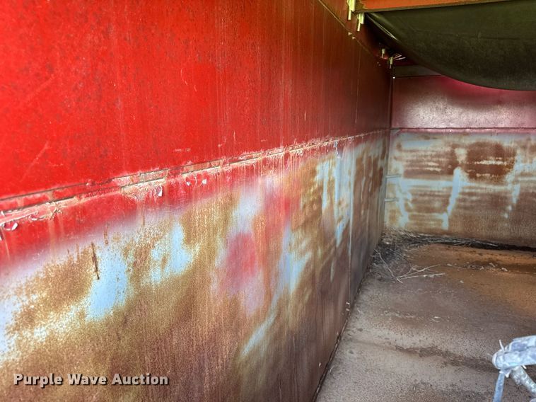 image for item DI9075 1983 Mack R600 grain truck