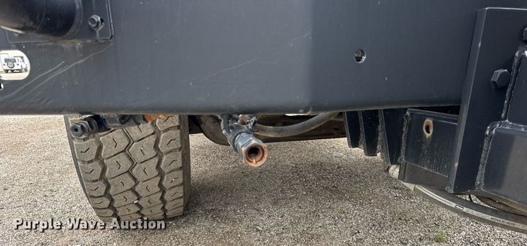 image for item DI9079 1999 International 2674 sewer rodder truck