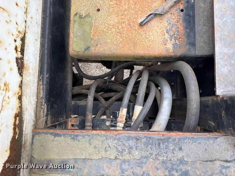 image for item DI9079 1999 International 2674 sewer rodder truck