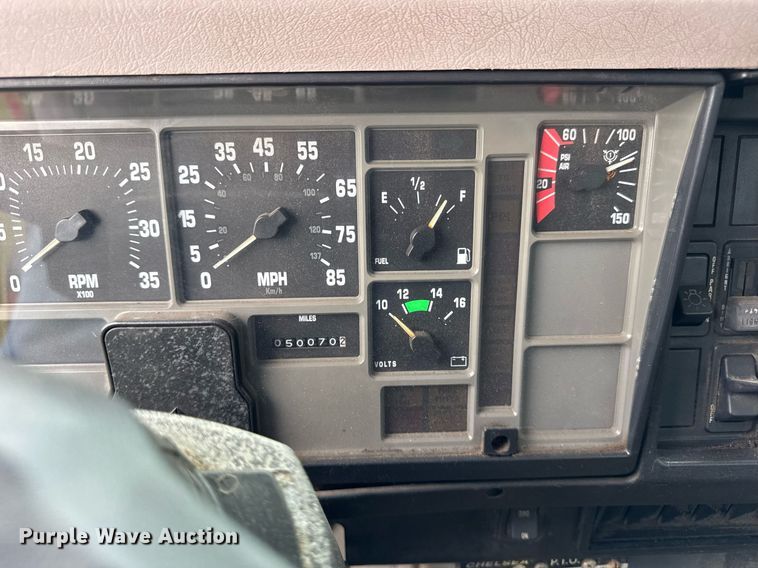 image for item DI9079 1999 International 2674 sewer rodder truck