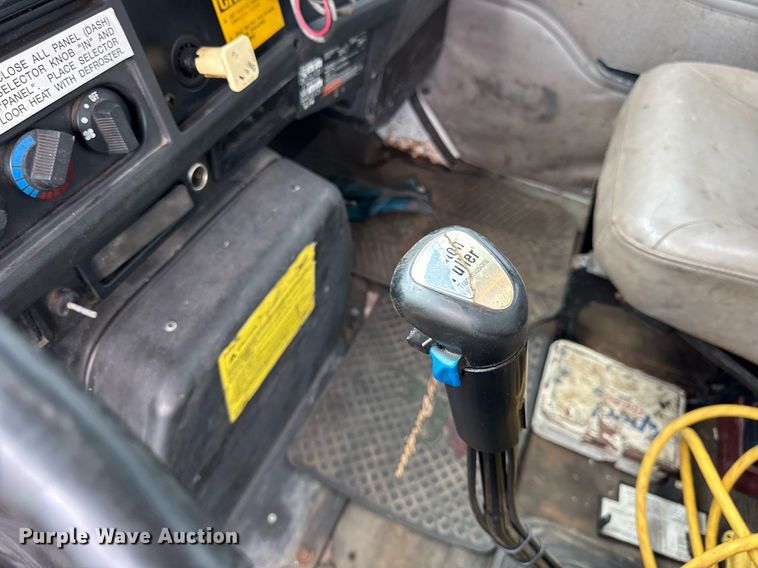 image for item DI9079 1999 International 2674 sewer rodder truck