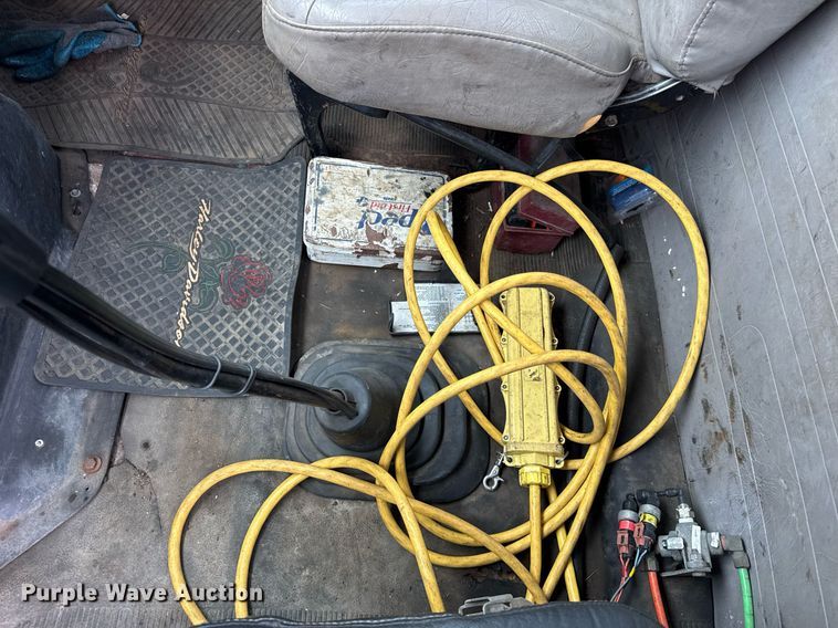 image for item DI9079 1999 International 2674 sewer rodder truck