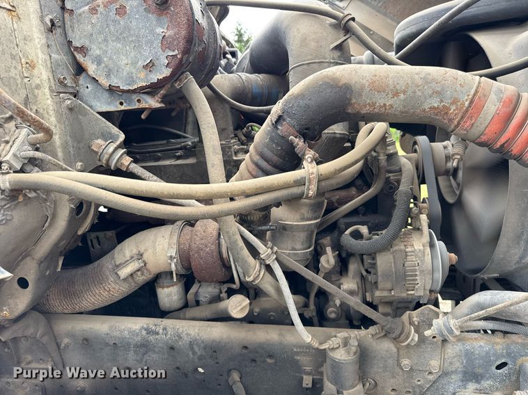 image for item DI9079 1999 International 2674 sewer rodder truck