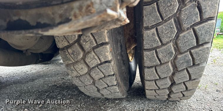 image for item DI9079 1999 International 2674 sewer rodder truck