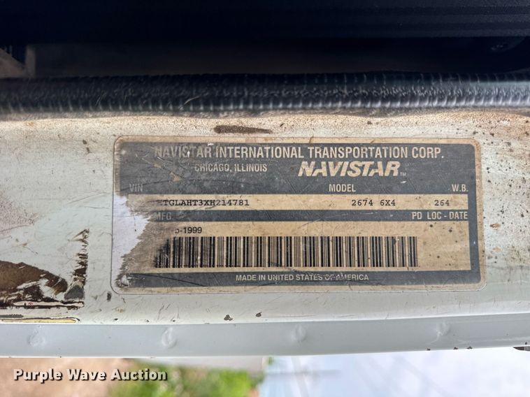 image for item DI9079 1999 International 2674 sewer rodder truck