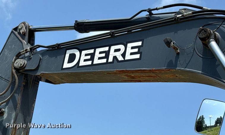 image for item DM1917 2012 John Deere 350G excavator