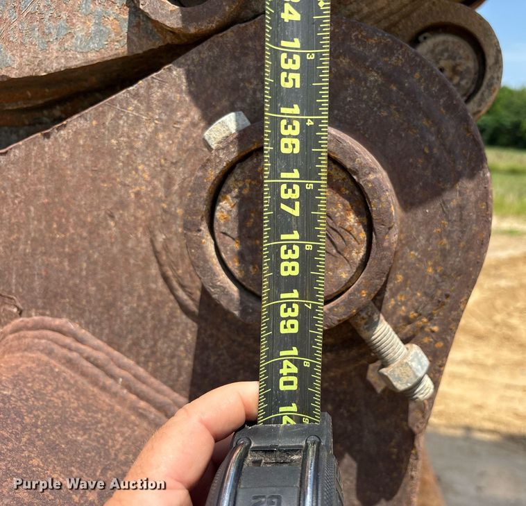 image for item DM1917 2012 John Deere 350G excavator