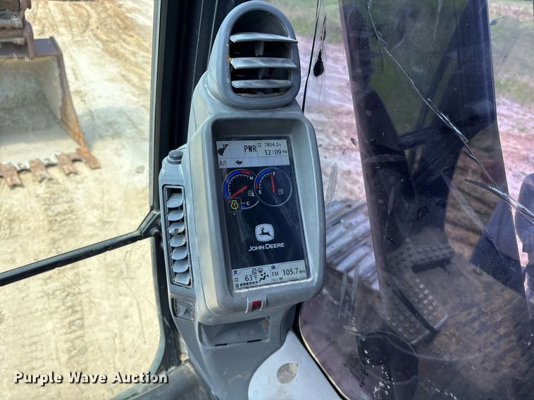 image for item DM1917 2012 John Deere 350G excavator