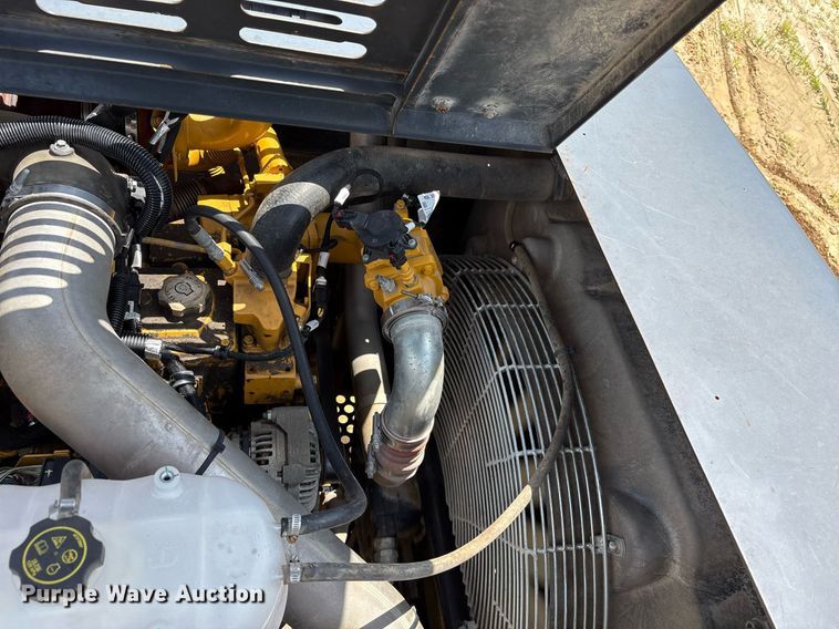 image for item DM1917 2012 John Deere 350G excavator