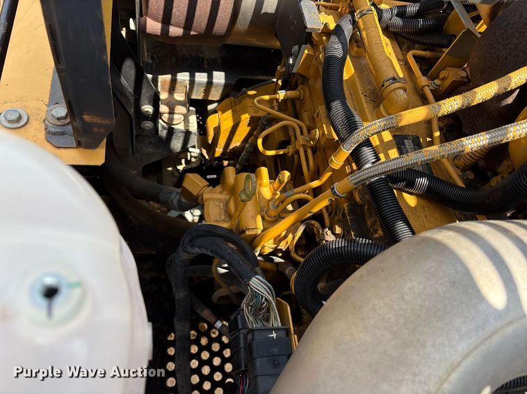 image for item DM1917 2012 John Deere 350G excavator