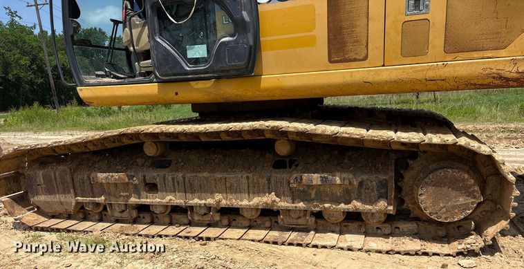 image for item DM1917 2012 John Deere 350G excavator