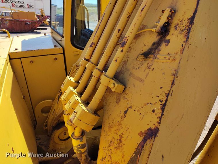 image for item DP4979 1977 Caterpillar 235 excavator