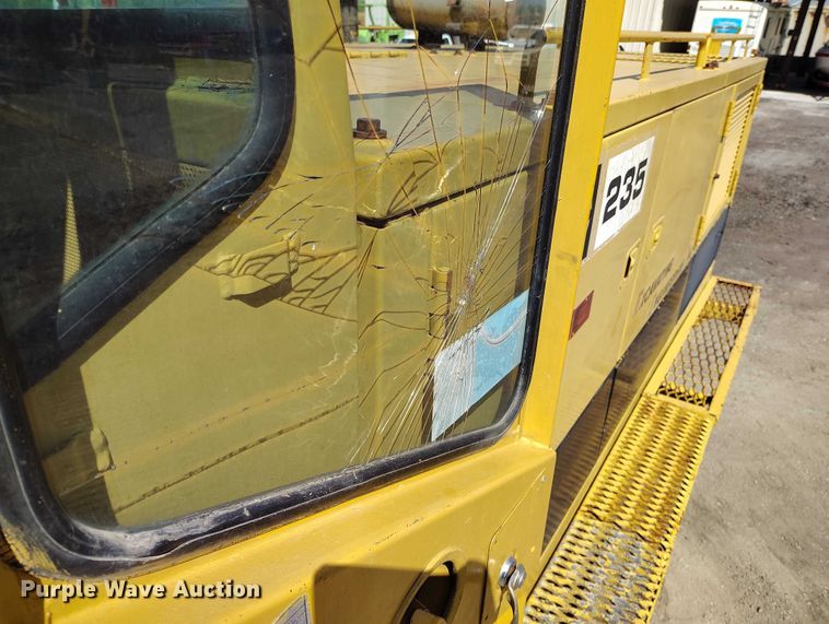 image for item DP4979 1977 Caterpillar 235 excavator