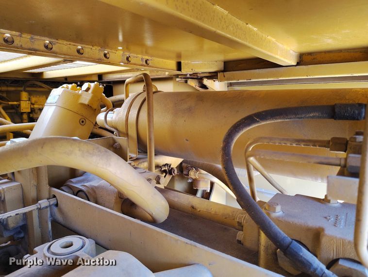 image for item DP4979 1977 Caterpillar 235 excavator