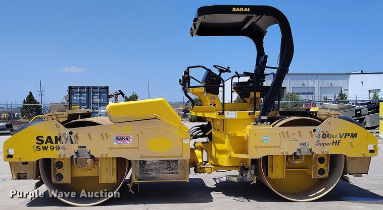 image for item DP4995 2022 Sakai SW994 double drum vibratory roller