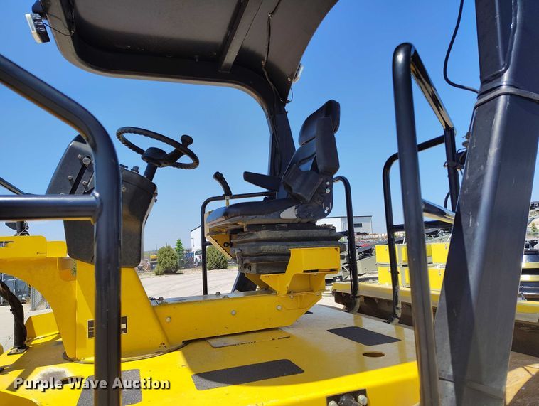 image for item DP4995 2022 Sakai SW994 double drum vibratory roller