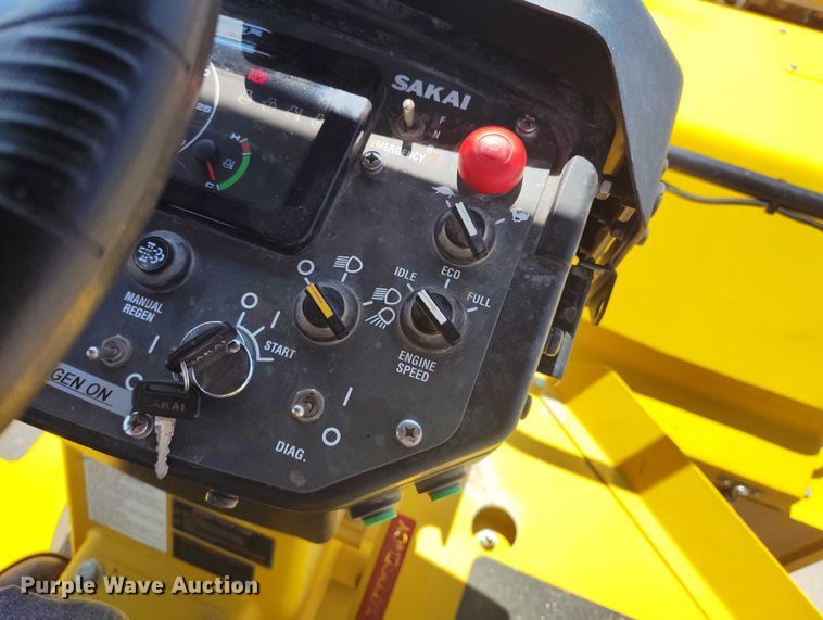 image for item DP4995 2022 Sakai SW994 double drum vibratory roller