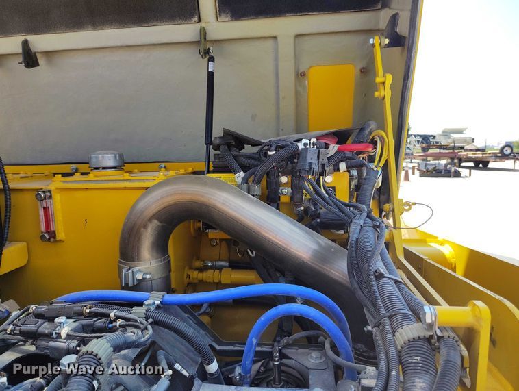 image for item DP4995 2022 Sakai SW994 double drum vibratory roller