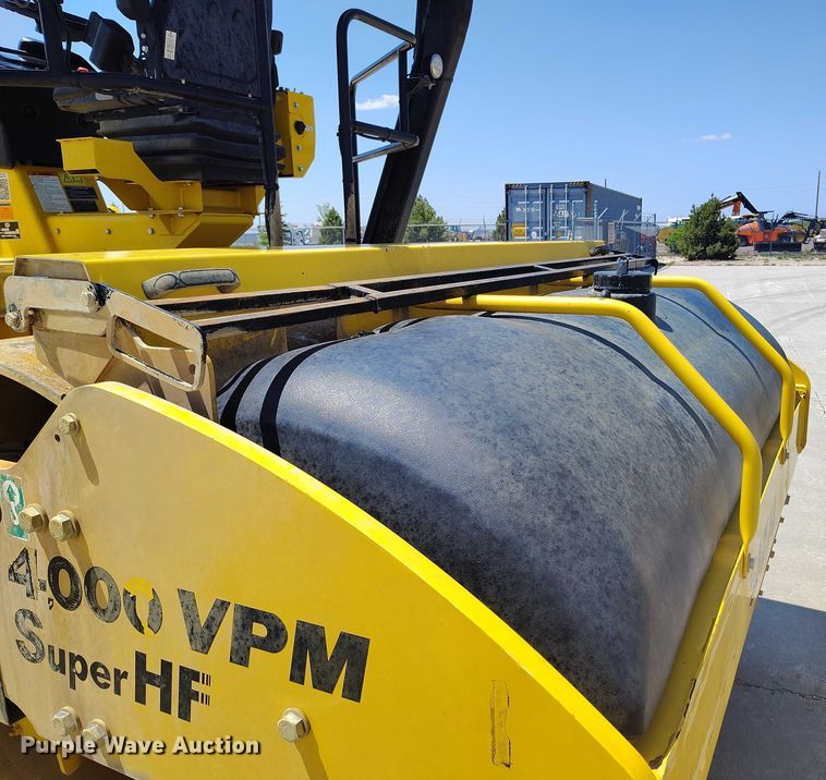 image for item DP4995 2022 Sakai SW994 double drum vibratory roller