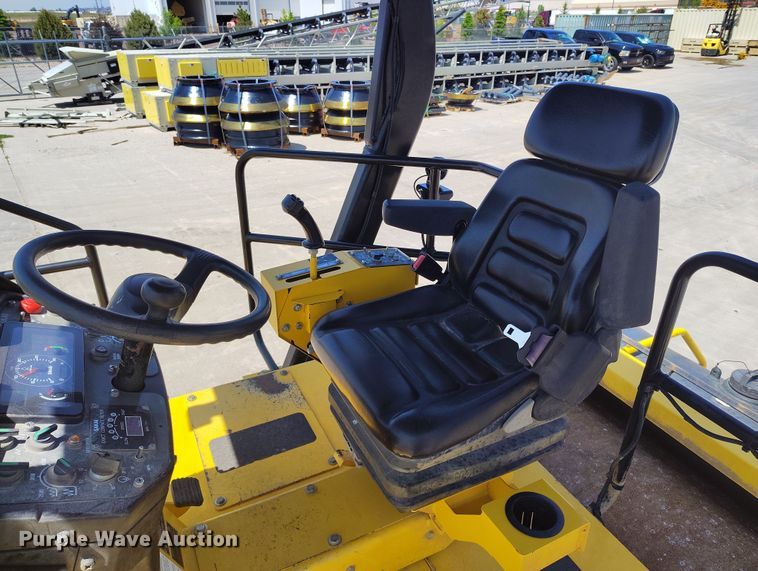 image for item DP4996 2022 Sakai SW994 double drum vibratory roller