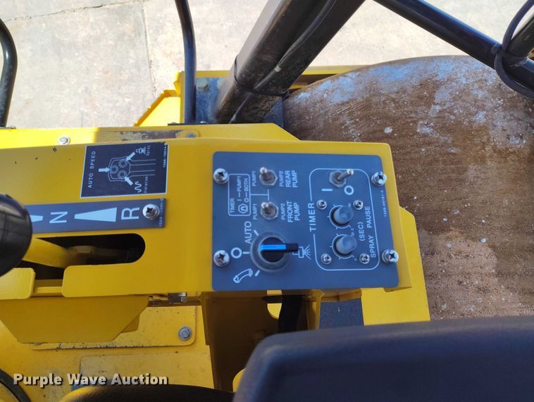 image for item DP4996 2022 Sakai SW994 double drum vibratory roller