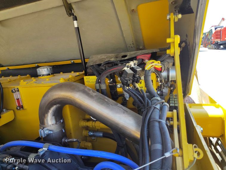 image for item DP4996 2022 Sakai SW994 double drum vibratory roller