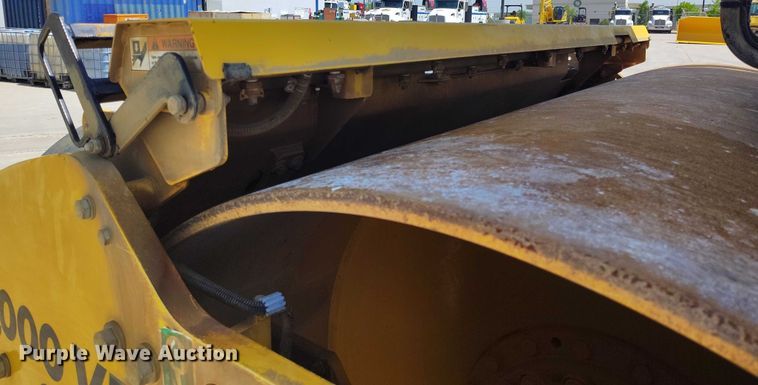 image for item DP4996 2022 Sakai SW994 double drum vibratory roller