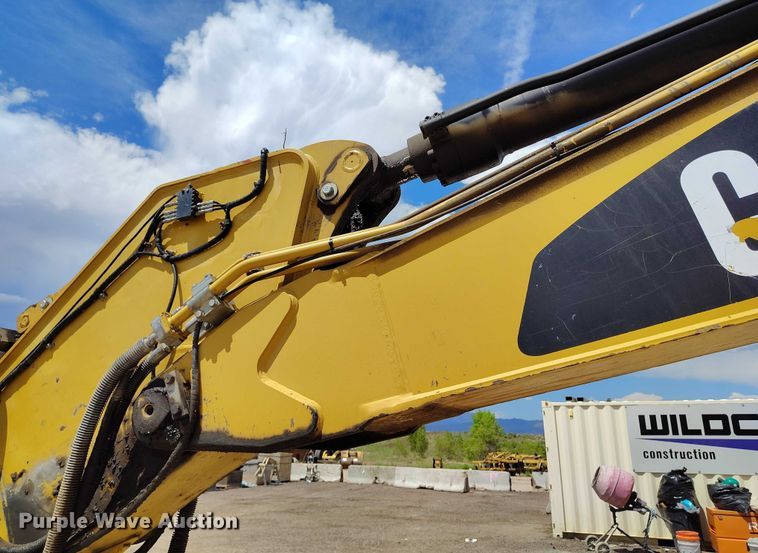 image for item DP5006 2012 Caterpillar 329E L excavator
