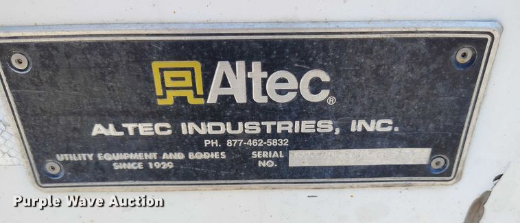 image for item DP5018 2019 Ford F550 bucket truck