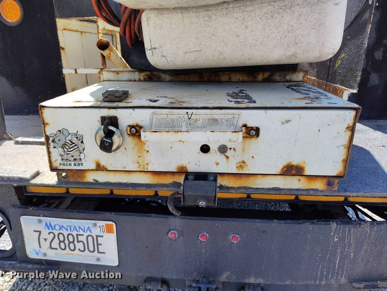 image for item DP5018 2019 Ford F550 bucket truck