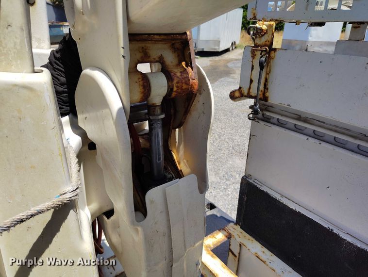 image for item DP5018 2019 Ford F550 bucket truck