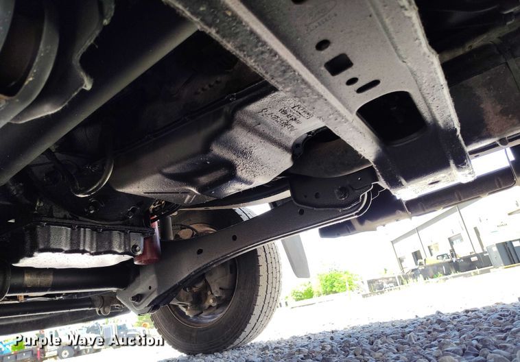 image for item DP5018 2019 Ford F550 bucket truck