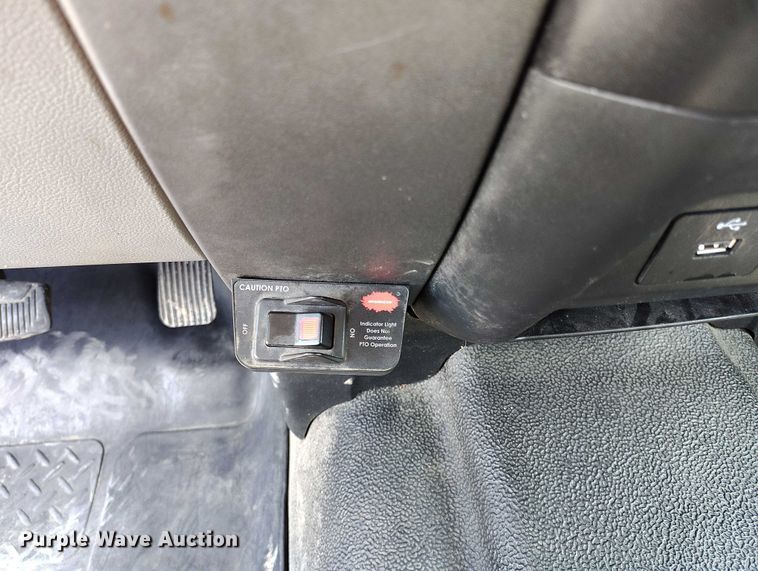 image for item DP5018 2019 Ford F550 bucket truck