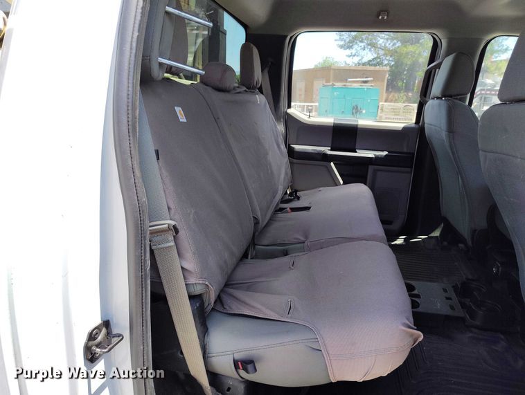 image for item DP5018 2019 Ford F550 bucket truck