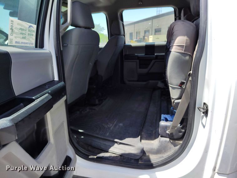 image for item DP5018 2019 Ford F550 bucket truck