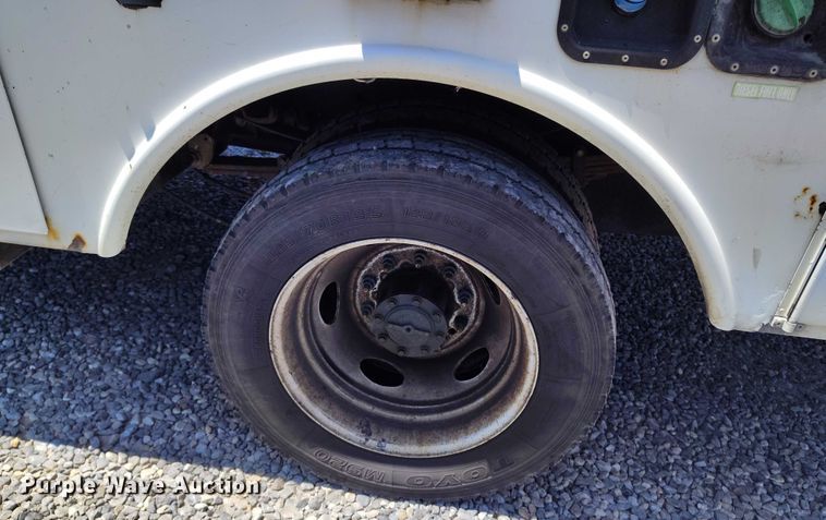 image for item DP5018 2019 Ford F550 bucket truck