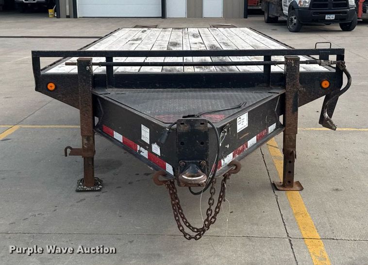 image for item DQ1047 2009 Load Max LLC equipment trailer