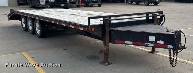 image for item DQ1047 2009 Load Max LLC equipment trailer