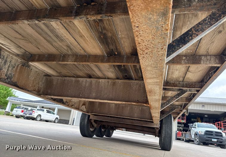 image for item DQ1047 2009 Load Max LLC equipment trailer