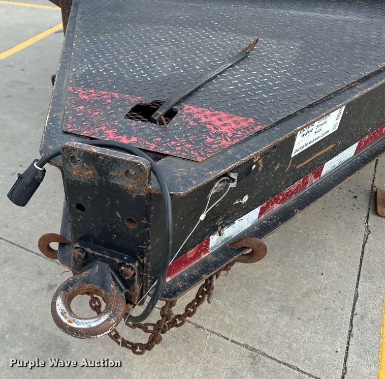 image for item DQ1047 2009 Load Max LLC equipment trailer