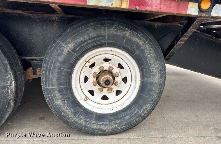 image for item DQ1047 2009 Load Max LLC equipment trailer