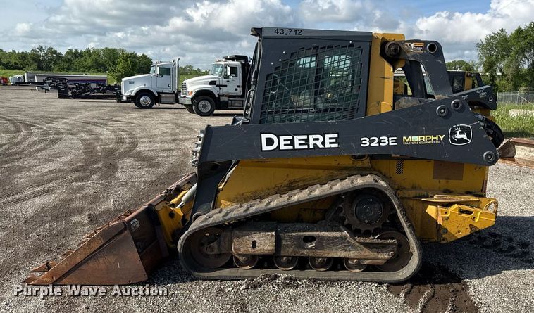 image for item DR2804 2018 John Deere 323E tracked skid steer loader