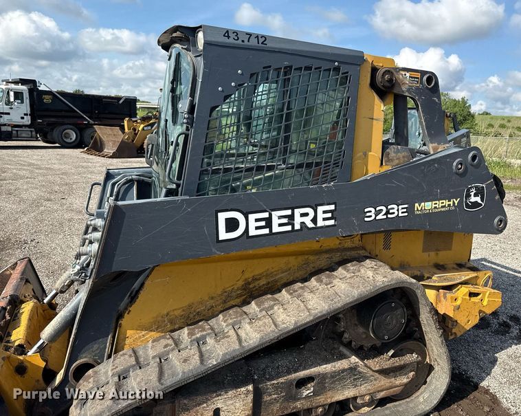 image for item DR2804 2018 John Deere 323E tracked skid steer loader