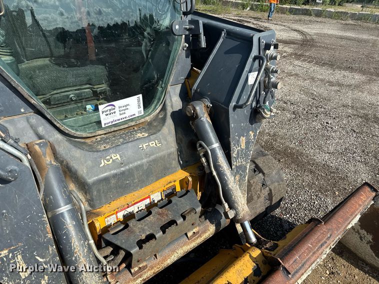 image for item DR2804 2018 John Deere 323E tracked skid steer loader