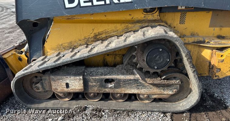 image for item DR2804 2018 John Deere 323E tracked skid steer loader