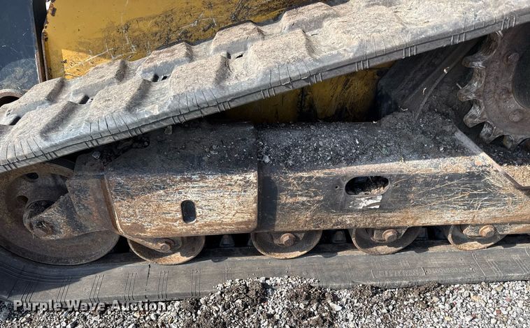 image for item DR2804 2018 John Deere 323E tracked skid steer loader