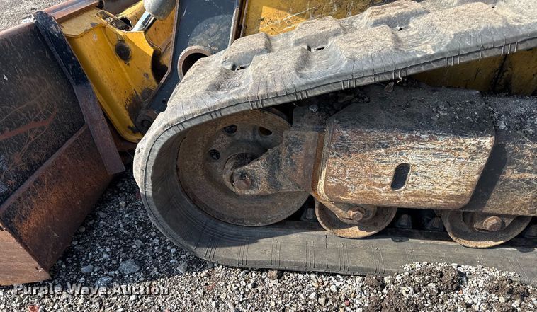 image for item DR2804 2018 John Deere 323E tracked skid steer loader