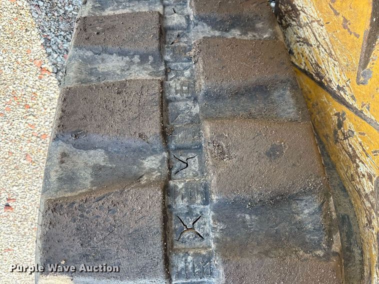 image for item DR2804 2018 John Deere 323E tracked skid steer loader