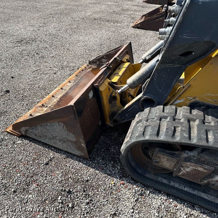 image for item DR2805 2017 John Deere 333G tracked skid steer loader