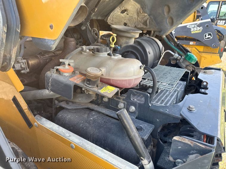 image for item DR2805 2017 John Deere 333G tracked skid steer loader